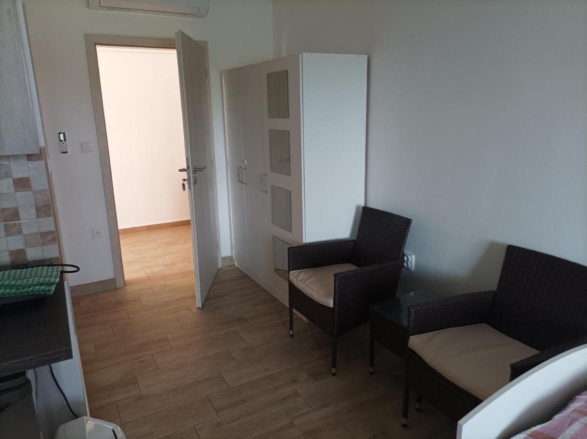 Ubytovani U Leose Zajeci Exterior foto