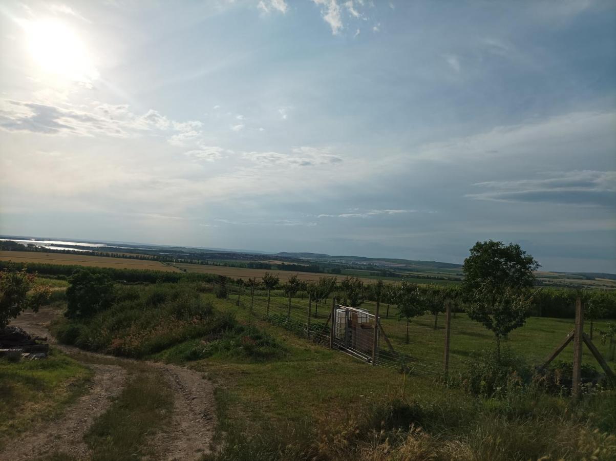 Ubytovani U Leose Zajeci Exterior foto